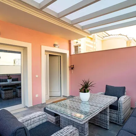 Villa Helxis Kanoni (Corfu)